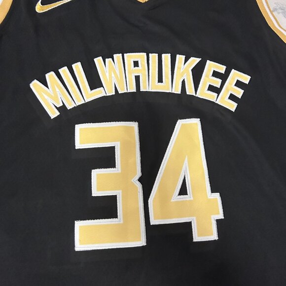 NBA Giannis Antetokounmpo Milwaukee Bucks Nike Dri Fit #34 Jersey - Picture 4 of 6
